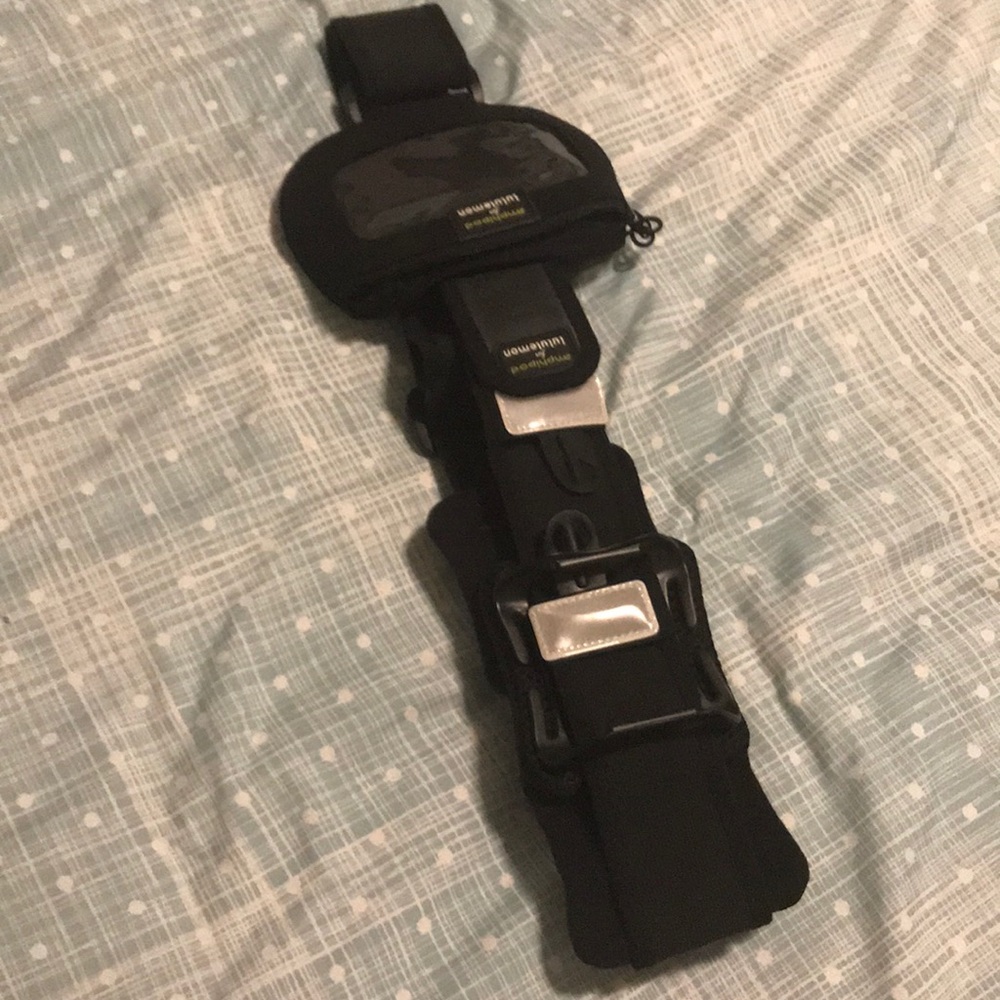 Running belt for water bottles and phone